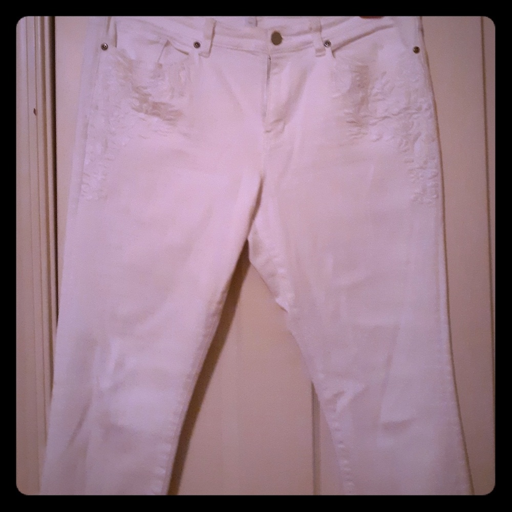 Bright white slim cut jeans